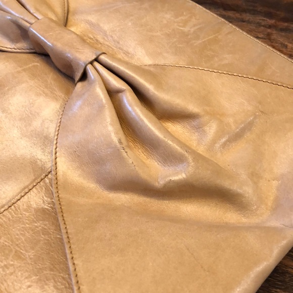 HOBO Shoulder Bag - Tan - Picture 4 of 9